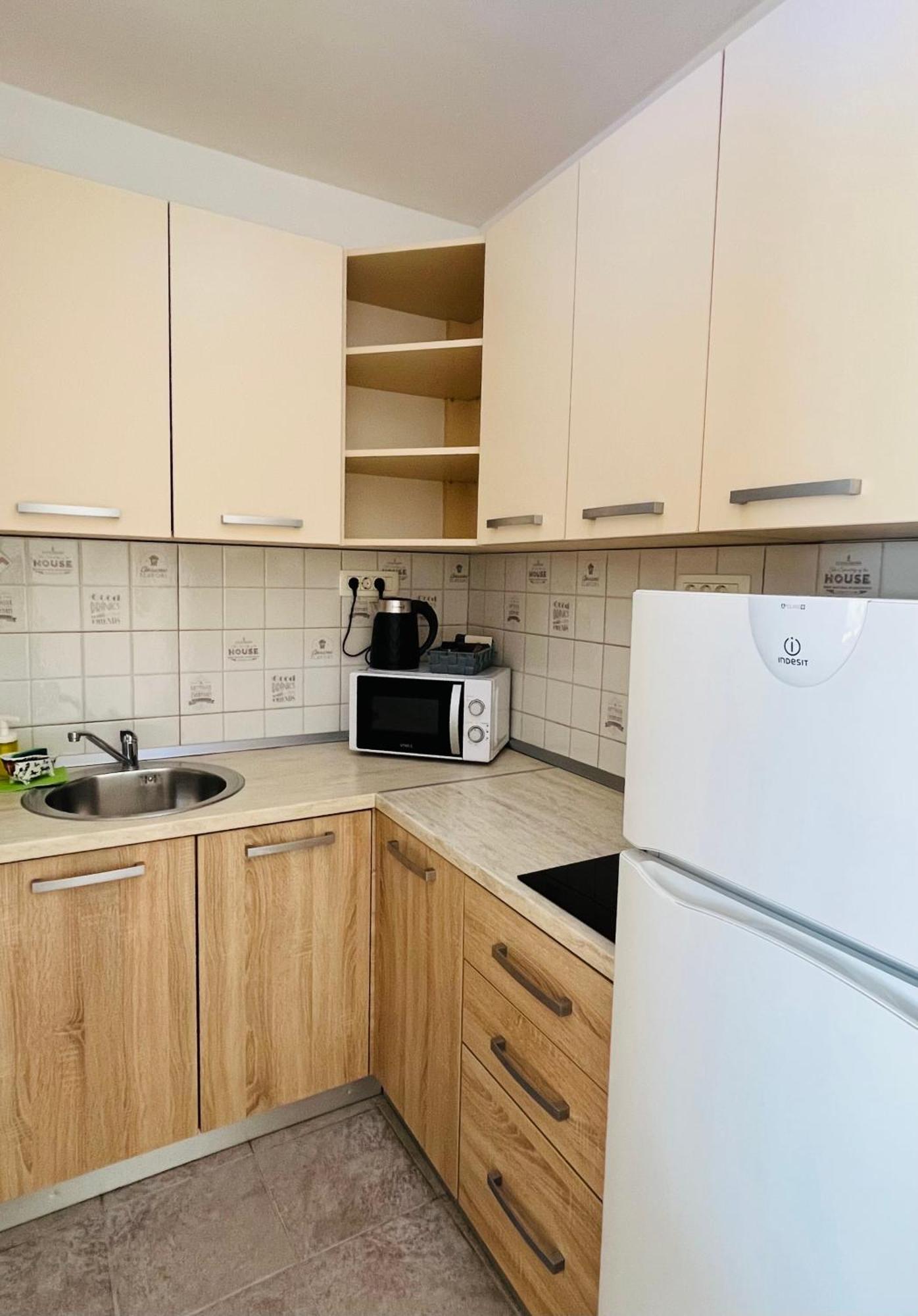 באר Studio Apartment Welcome מראה חיצוני תמונה